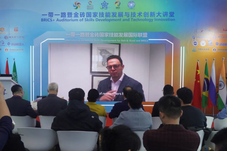 微信图片_20241128102136.jpg