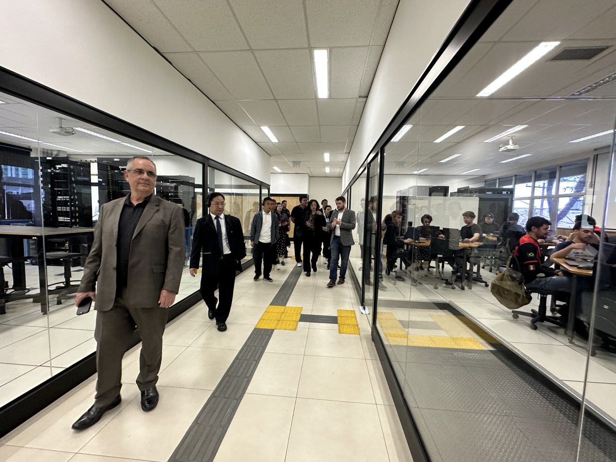 1762132182978389.png 图片8.png